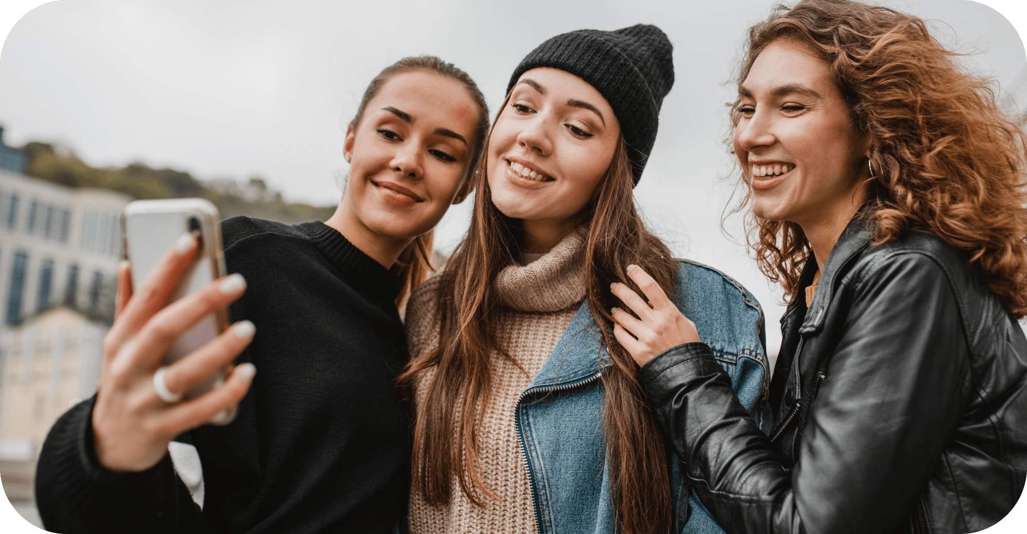 Локальний брендинг у соціальних мережах — як бізнес може виглядати “своїм” для місцевої аудиторії завдяки контенту, стилю спілкування та таргетованій рекламі.